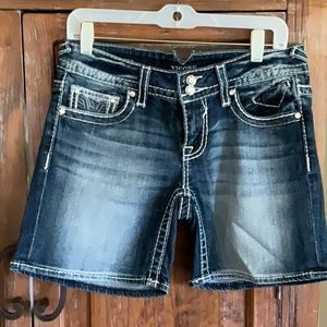 VIGOSS Denim Shorts in Excellent Condition